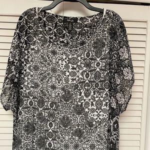 Black & White pullover blouse.